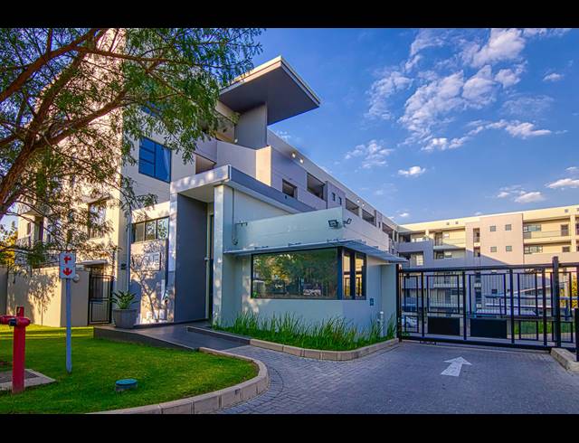 2 BEDROOM APARTMENT FOR SALE IN RIVONIA